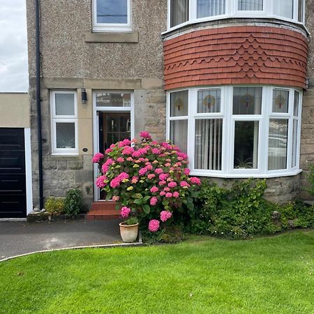 Kelvinside, Seahouses, 2 Minute Walk Into Village Exterior foto